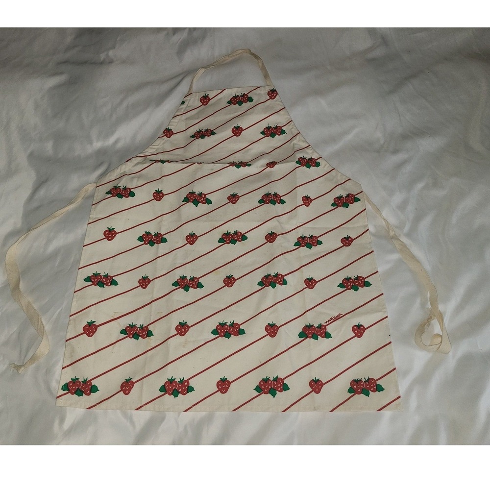 Vintage Marushka Strawberry Printed Canvas Apron Grand Haven Michigan Red
